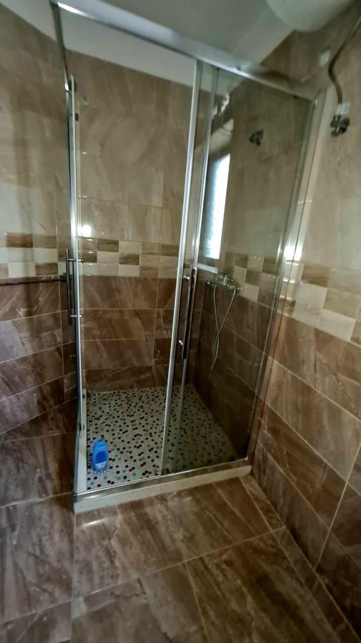 Calmly, Spacious Apartment Next To Usa Embassy Tirana Exterior photo